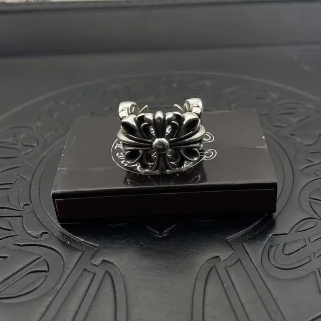 Chrome Hearts Bague Croix Fleur Argentée Motif Floral Métal Haute Brillance 7
