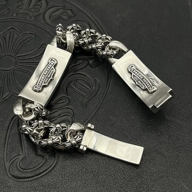 Chrome Hearts Cross Plaque Bracelet Silver Curb-Link Bracelets 6