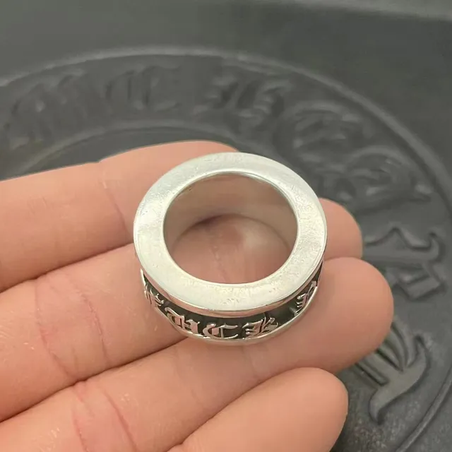 Chrome Hearts Anillo Plata Negro Banda Rotatoria Letra Gótica 7