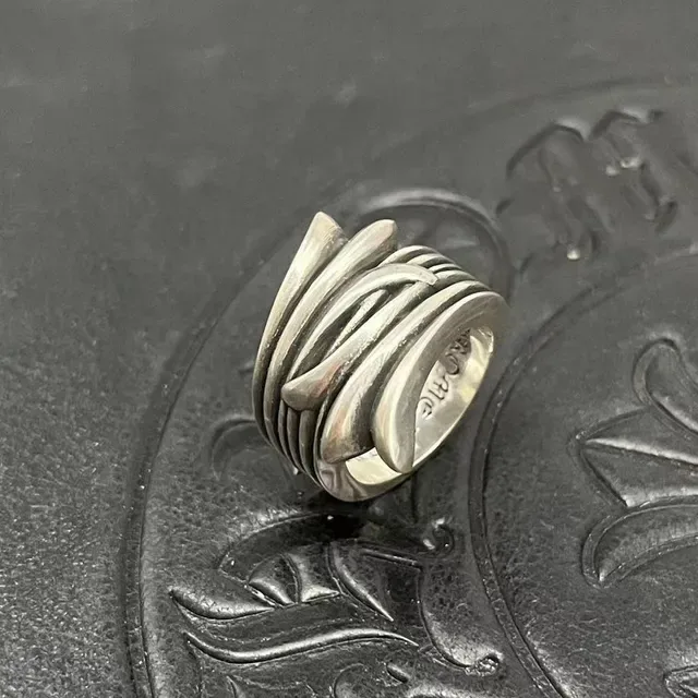 Chrome Hearts Silver Black Sculpted Multi-Band Organic Leaf-Inspired Ring 4