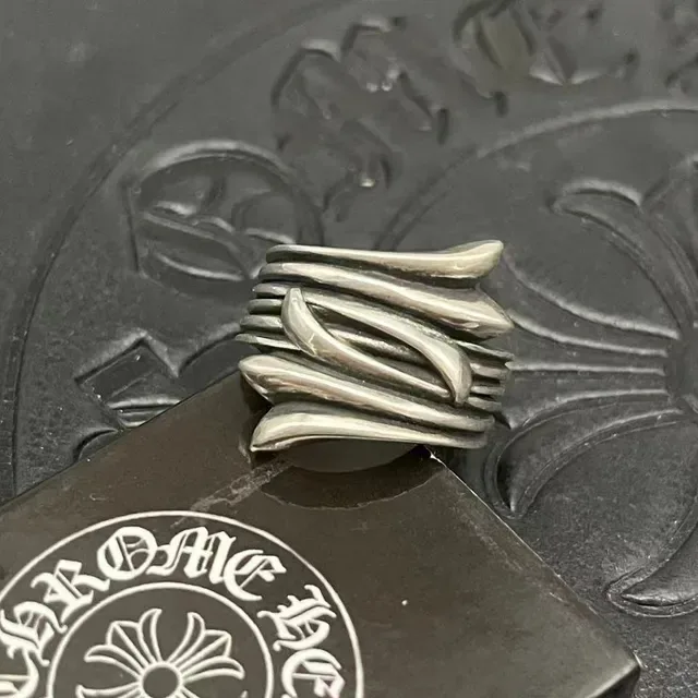 Chrome Hearts Silver Black Sculpted Multi-Band Organic Leaf-Inspired Ring 7