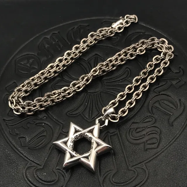 Colar de pingente Chrome Hearts estrela de David gravado 8