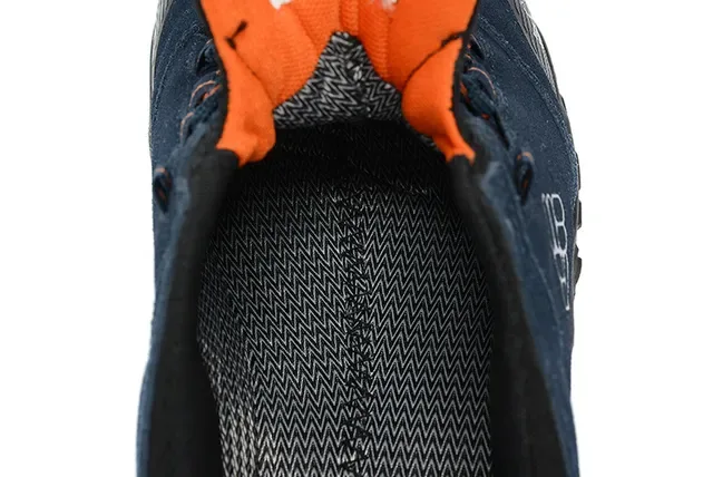 Columbia Gray Black Low-Cut Waterproof Sneakers 9