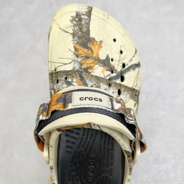 Crocs Beige Multicolor Molded Foam Camouflage-Print Strap Clog 7