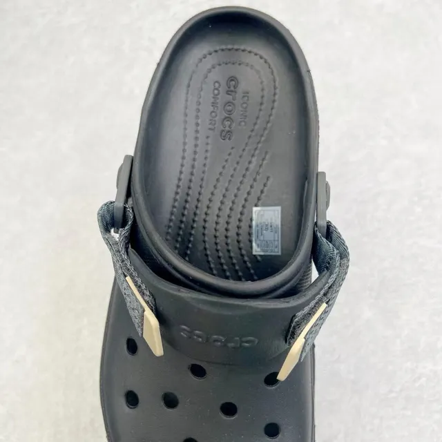 Crocs Echo Preto Cinza Construção de espuma moldada Furos de ventilação clog 6
