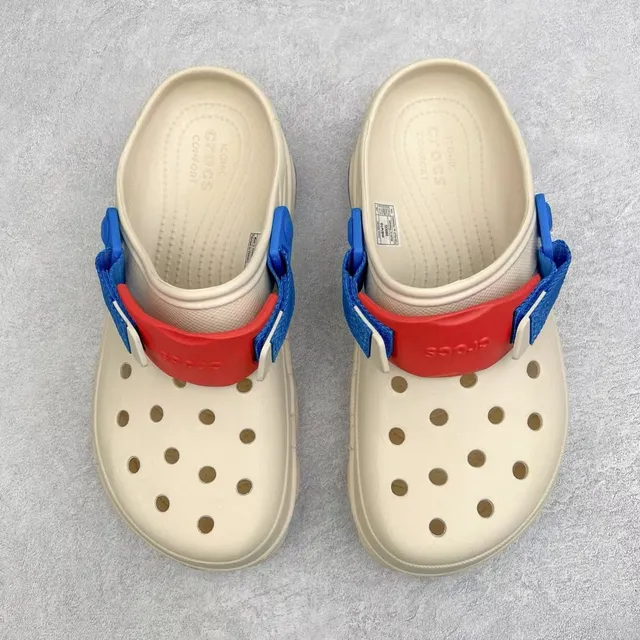 Crocs Echo Clog বেইজ নীল লাল ক্লগস 9