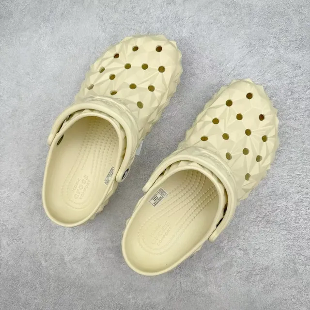 Crocs Echo Clog Beige Geometric Faceted Clog 8