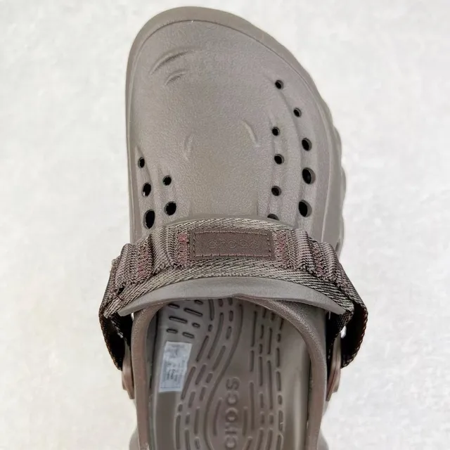 Crocs Echo Clog Brown Molded Foam Ventilated Clog 7