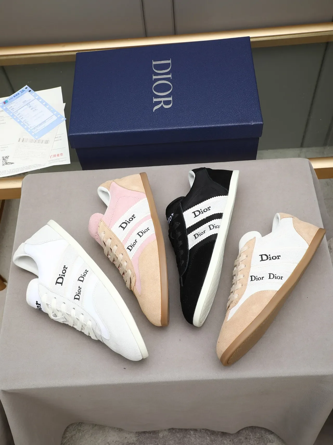 Dior B22 Beige Blanc Chaussures Lifestyle Low-Top Daim et Textil Panelées 2