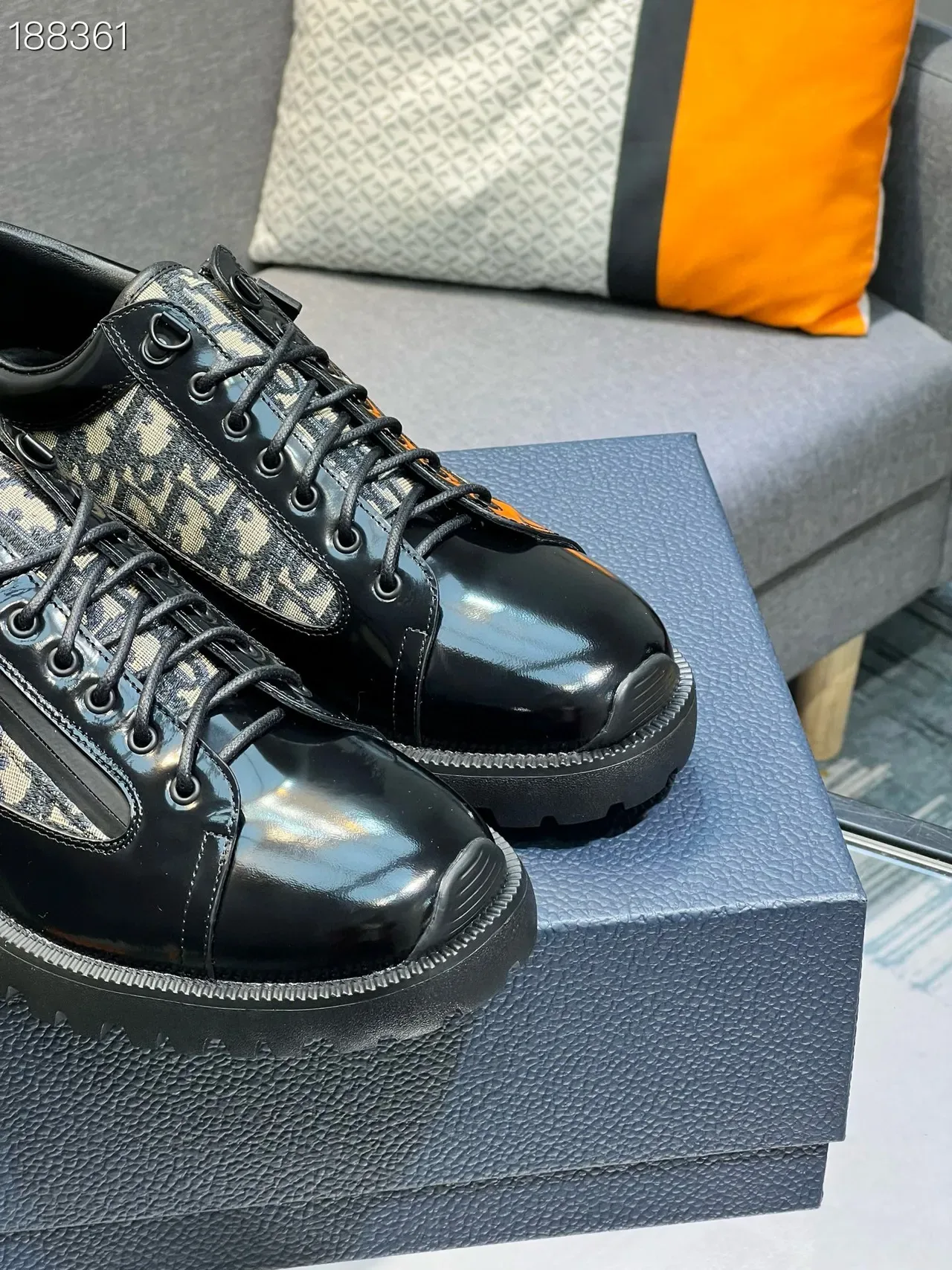 Dior Black Beige Patent Leather Toe Cap Oblique Monogram Panel Lifestyle Sneakers 5