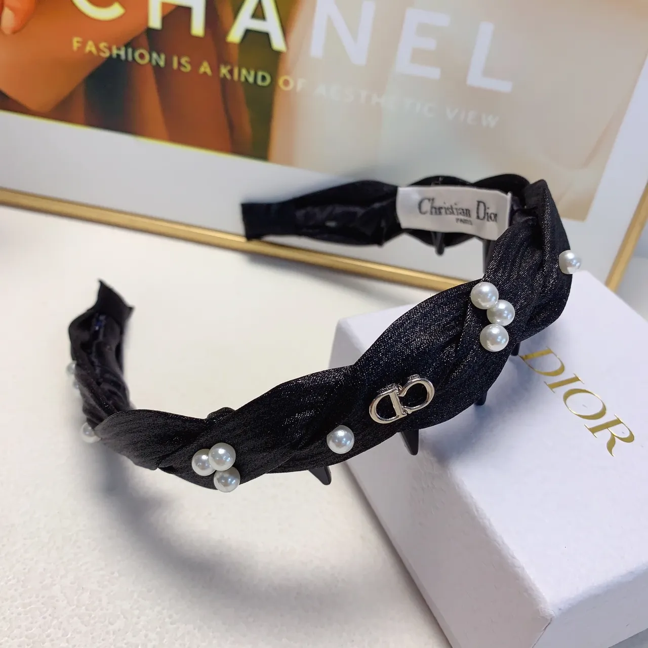 Dior Black Beige Twisted Ribbon Pearl-Embellished Jewelry 11