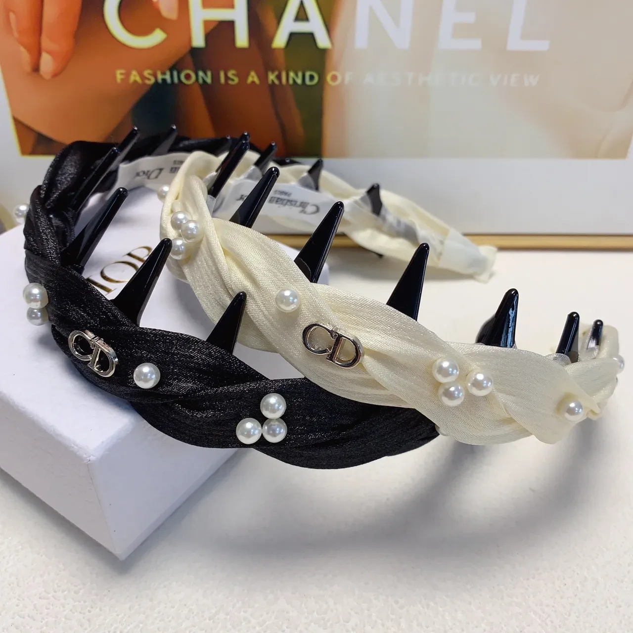 Dior Black Beige Twisted Ribbon Pearl-Embellished Jewelry 12