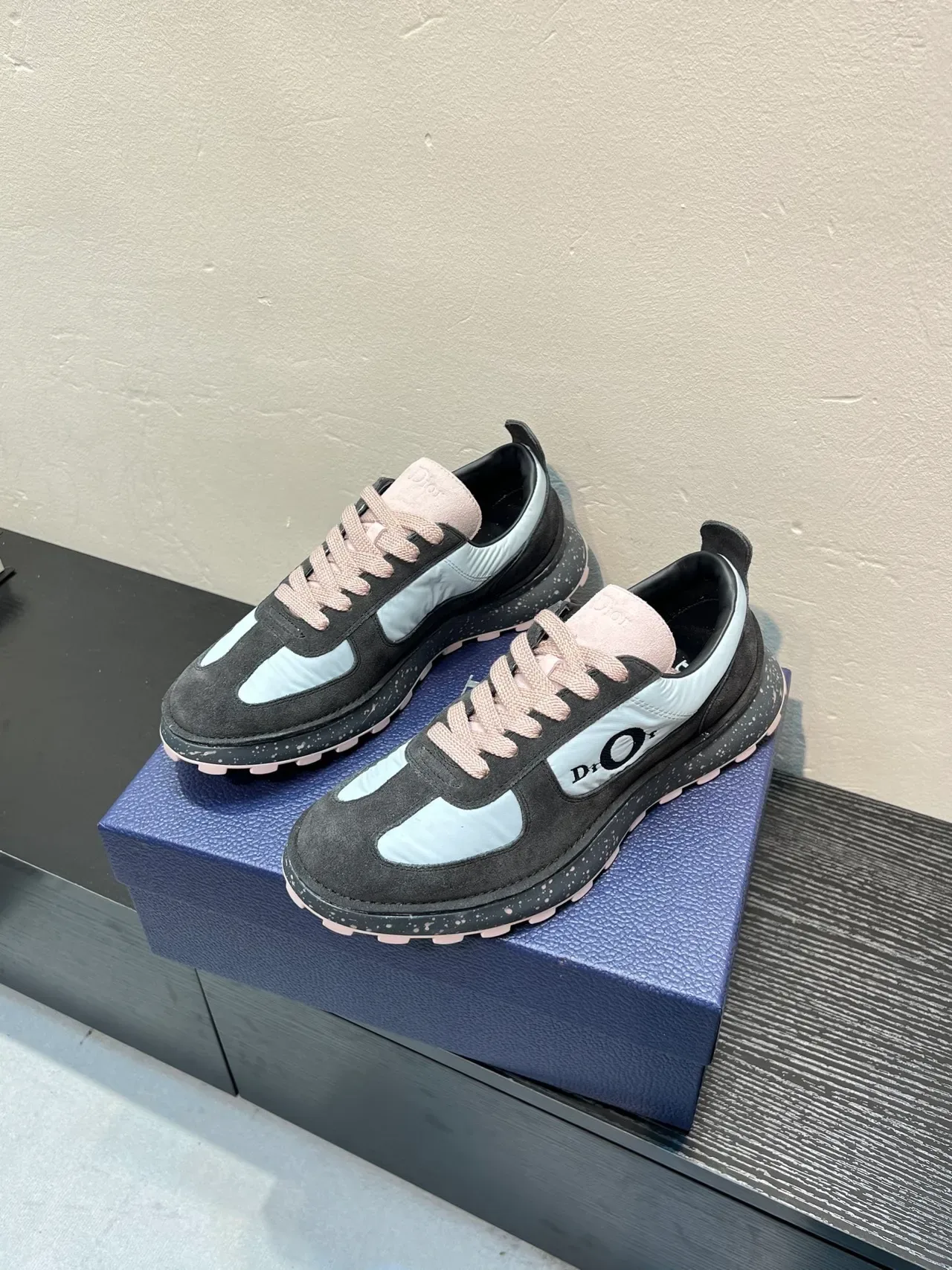 Dior Black Blue Mixed-Material Upper Speckled Midsole Lifestyle Sneakers 3