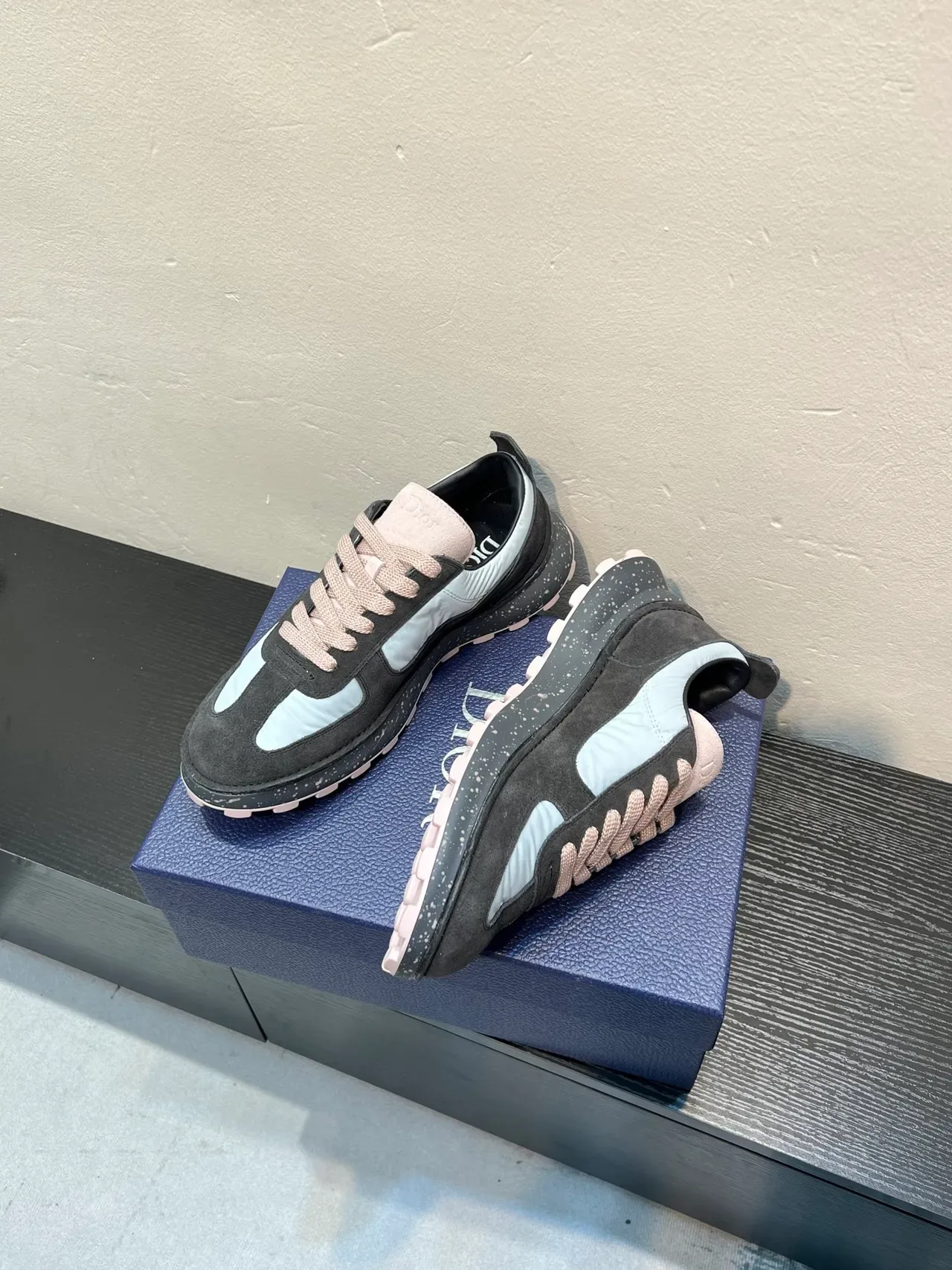 Dior Black Blue Mixed-Material Upper Speckled Midsole Lifestyle Sneakers 4