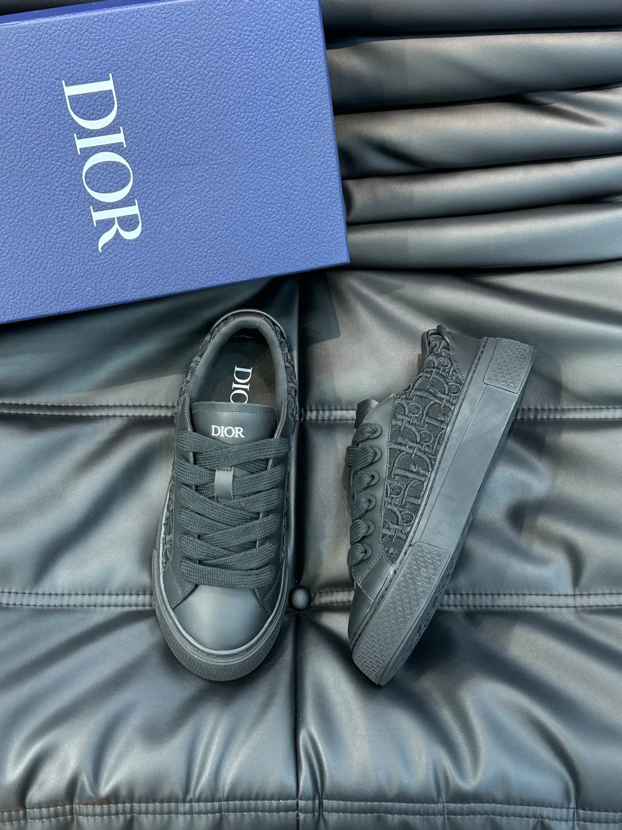 Dior Noir Monochrome Panneaux Texturés sur les Côtés Sneakers Lifestyle 5
