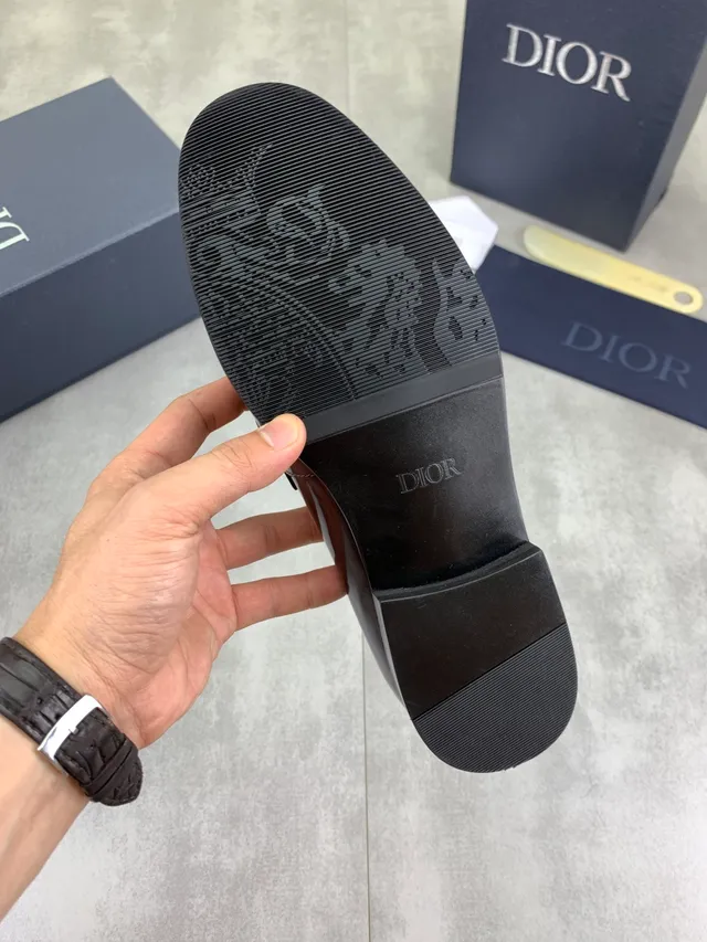 Dior Marrom Preto Couro Patentado Brilhante CD Logo Cinto com Fivela Loafer 3
