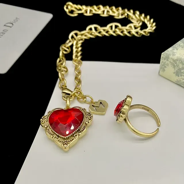 Dior Heart-Shaped Red Crystal Pendant Necklace 3