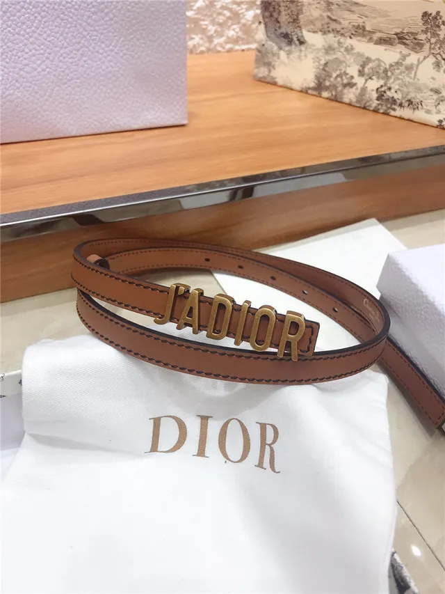 Dior J'Adior Correa de cuero negra y dorada con placa de logo estrecha 9