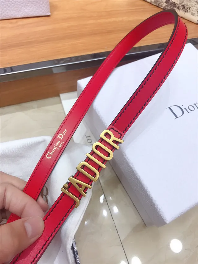 Dior J'Adior Correa de cuero negra y dorada con placa de logo estrecha 13