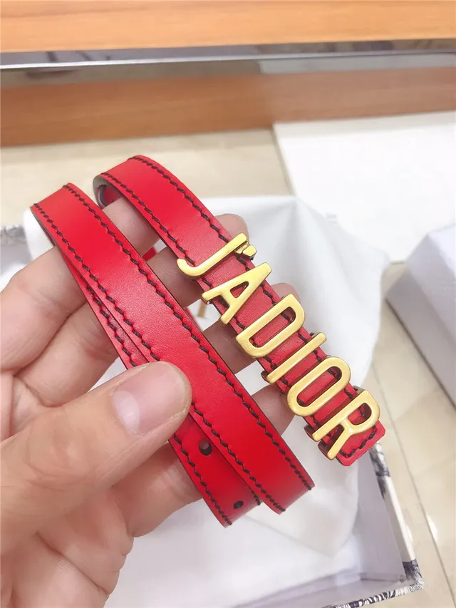 Dior J'Adior Correa de cuero negra y dorada con placa de logo estrecha 15
