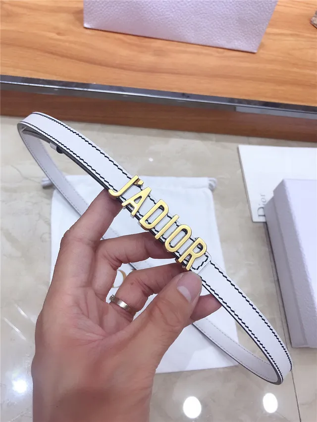 Dior J'Adior Correa de cuero negra y dorada con placa de logo estrecha 20