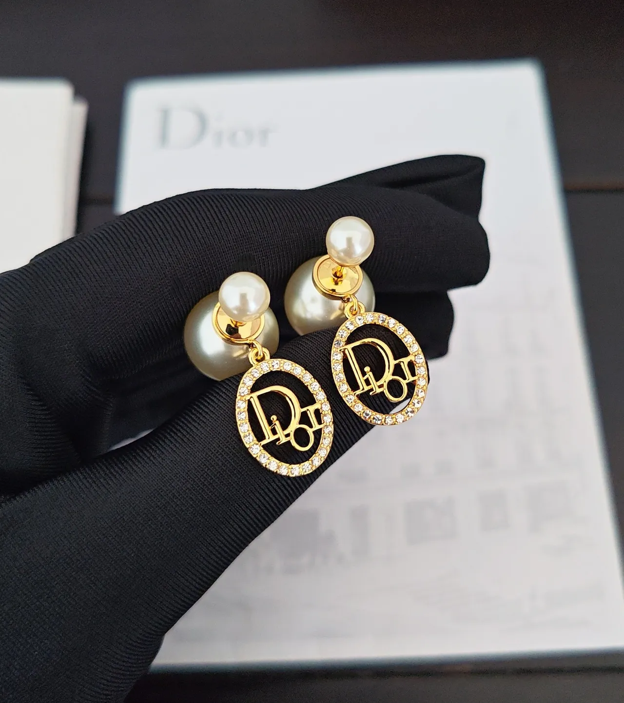 Dior Logo Circle Pearl Drop Earrings 4