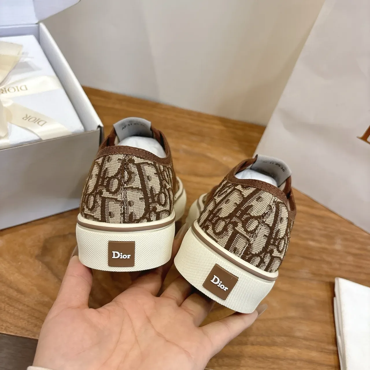 Dior Oblique Canvas Sneakers Beige Brown Monogram Low-Top Lace-Up Lifestyle Sneakers 3