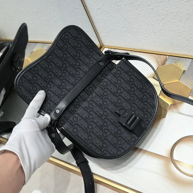 Dior Saddle Black Structured Silhouette Textured Leather Saddle Bag 4