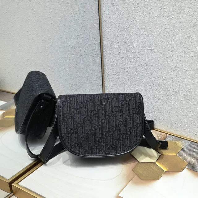 Dior Saddle Black Structured Silhouette Textured Leather Saddle Bag 8