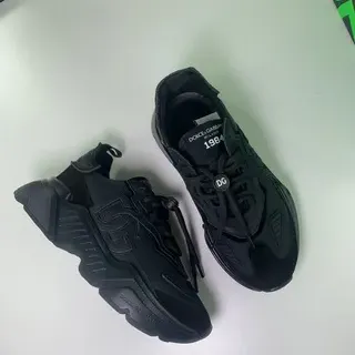 Dolce & Gabbana أسود أحادي اللون oversized مصمم كعب حذاء رياضي chunky