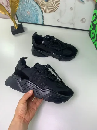 Dolce & Gabbana Noir monochrome oversized semelle sculptée sneakers chunky 8
