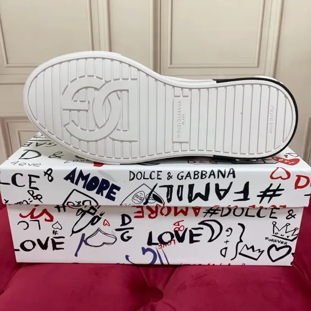 Dolce & Gabbana DG Logo স্নিকার সাদা কালো চামড়া উপরি ওভারসাইজ লাইফস্টাইল স্নিকার 2