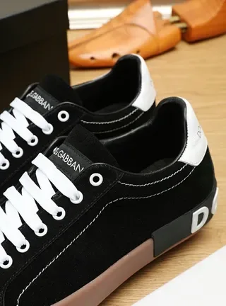 Dolce & Gabbana Portofino Noir Marron Daim Supérieur Contraste Lacets Blancs Sneakers lifestyle 4