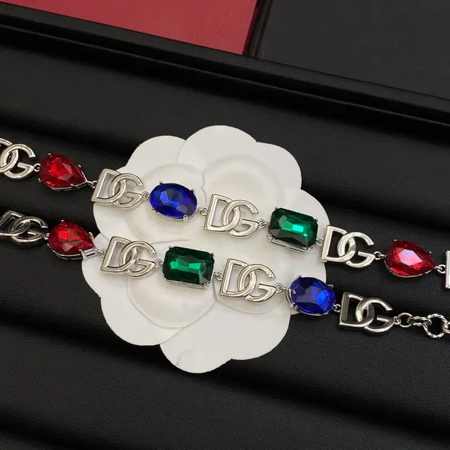 Colar Dolce & Gabbana DG Icon Multicolor Prateado Interlocking Logo Links Pedras Facetadas Vermelho Verde Azul 8