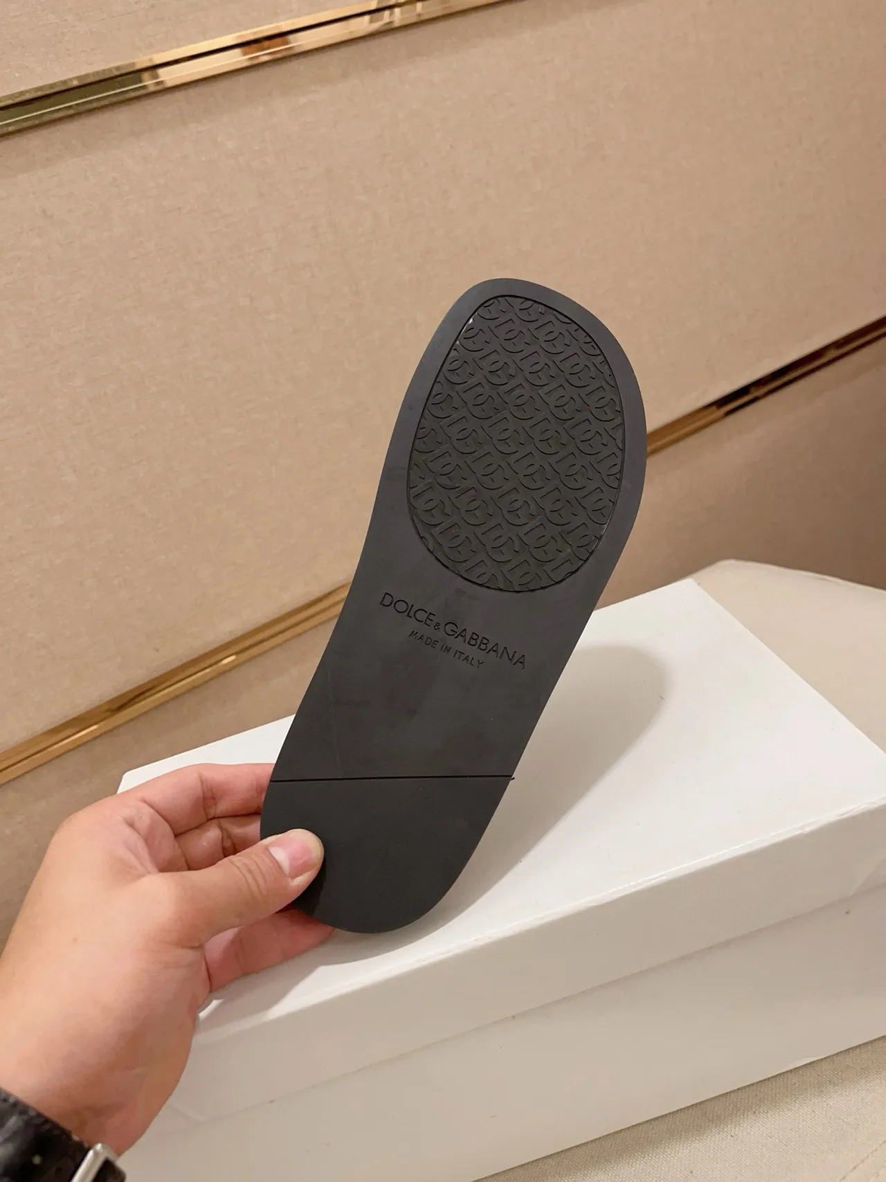 Dolce & Gabbana DG Slide Monochromatic Logo-Cutout Slippers 5