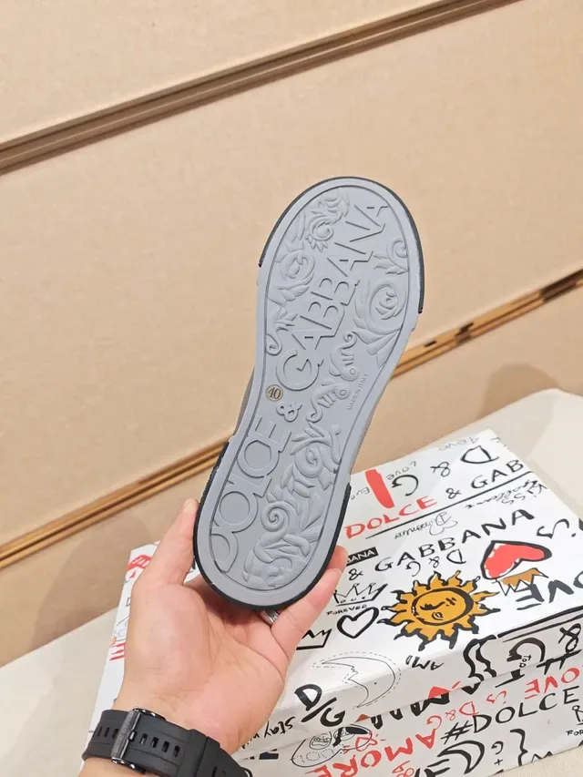 Dolce & Gabbana Cinza Tênis Lifestyle de Couro Pebbled 2