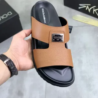 Dolce & Gabbana Portofino বাদামী কালো পেবল্ড চামড়া দুই স্ট্র্যাপ স্লাইড ক্যাজুয়াল স্যান্ডেল