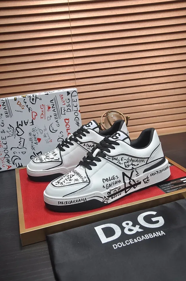 Dolce & Gabbana White and Black Graffiti Platform Lifestyle Sneakers 8