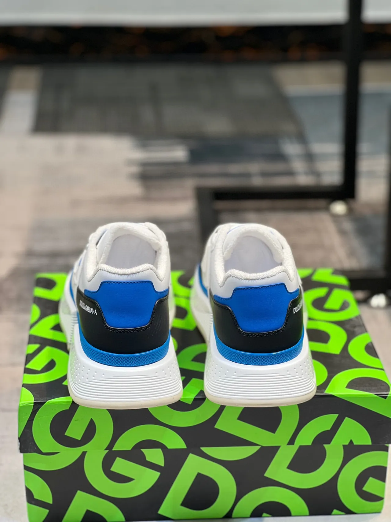 Dolce & Gabbana White Blue Multi-Panel Construction Wide Strap Closure Sneakers 2