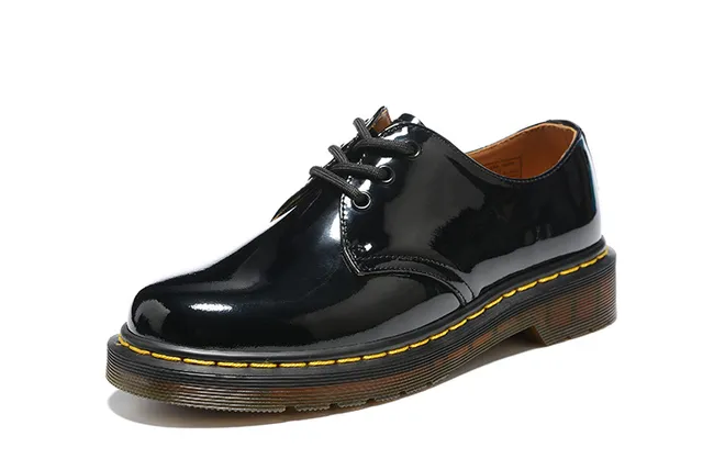 Dr. Martens 1461 Chaussures Oxford en cuir noir marron à finition patentée avec trois œillets et laçage fermé 3