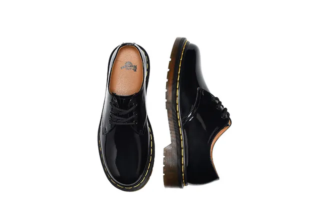 Dr. Martens 1461 Chaussures Oxford en cuir noir marron à finition patentée avec trois œillets et laçage fermé 7