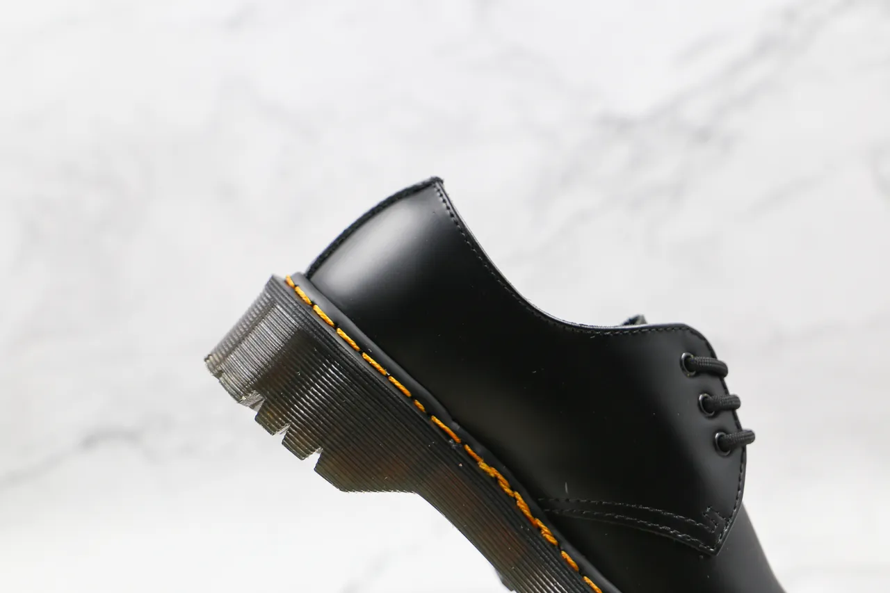 Dr. Martens 1461 Preto Amarelo Couro Liso 3-Eyelet Derby Construction Sapatos Oxford 5