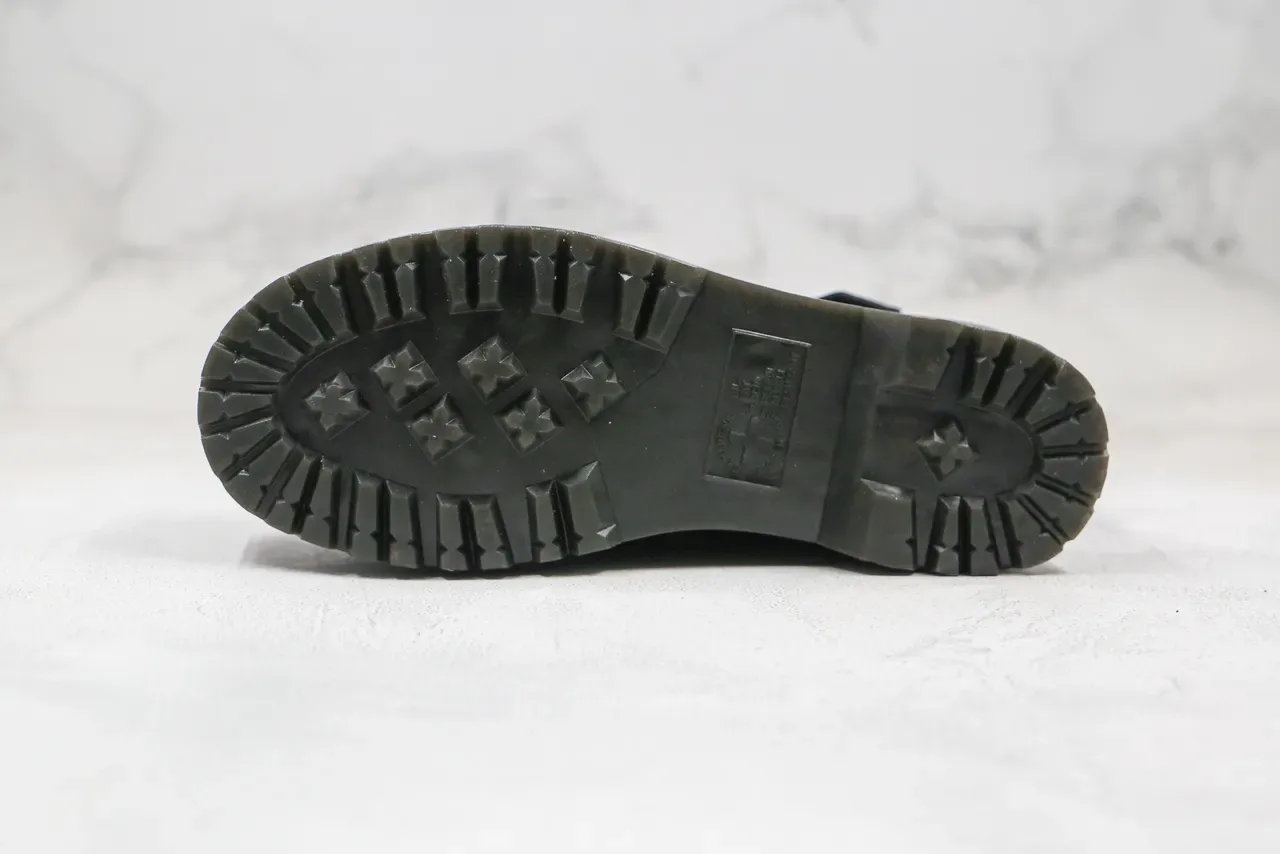 Dr. Martens Bottes de cheville à semelle plateforme noire jaune avec boucle en forme de cœur 6