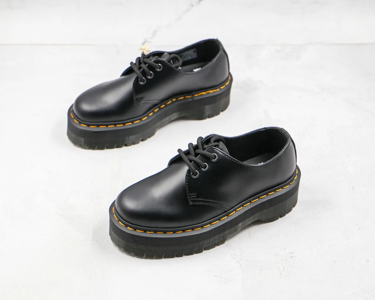 Dr. Martens Jadon Platform 黑色皮革牛津鞋 4