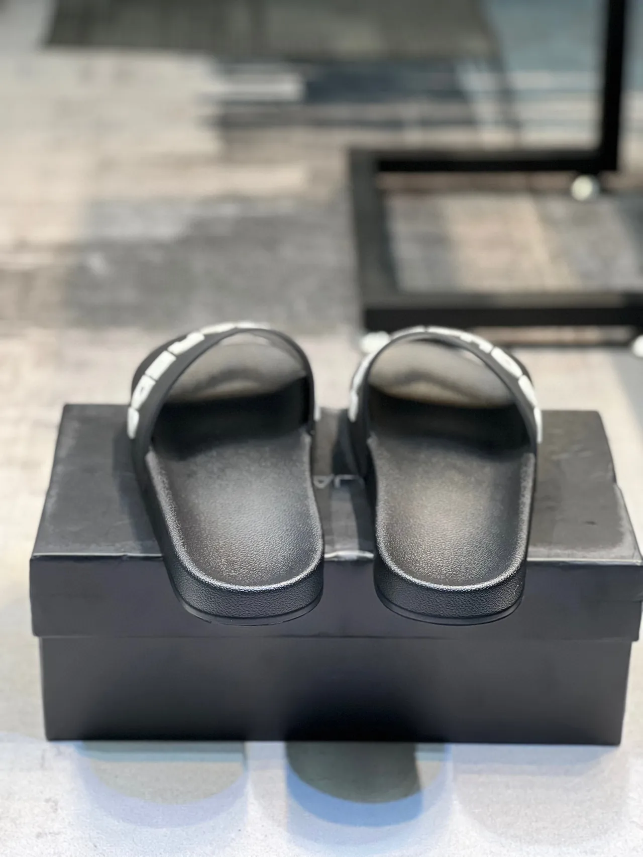Dsquared2 ICON Black Slide Slipper 2