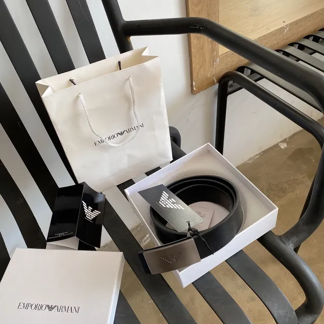 Emporio Armani Ceinture en cuir noir et argent mat brossé métal boucle 13