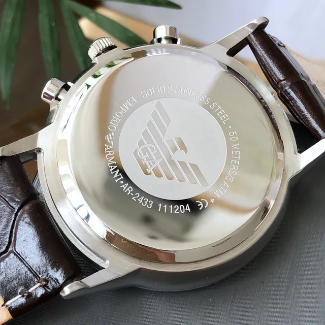 Montre Emporio Armani Chronographe Cadran Champagne Bracelet Cuir Marron Mécanique 3