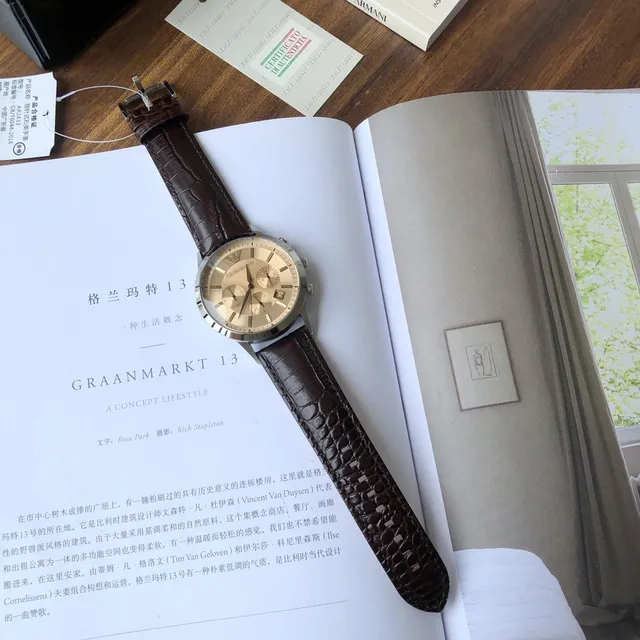 Montre Emporio Armani Chronographe Cadran Champagne Bracelet Cuir Marron Mécanique 5