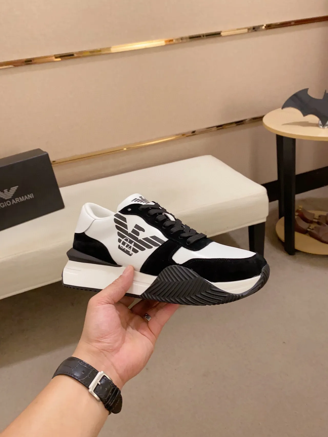 Emporio Armani Logo del Águila Zapatillas Lifestyle Negro y Blanco 6