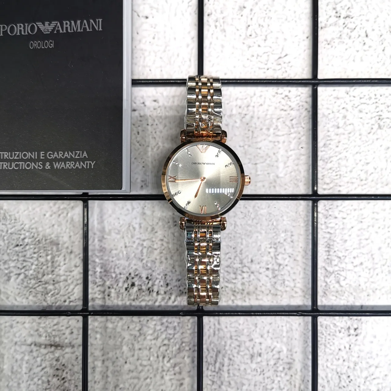 Emporio Armani Prata Dourado Caso Redondo Cadran Sunray Relógio de Quartzo 4